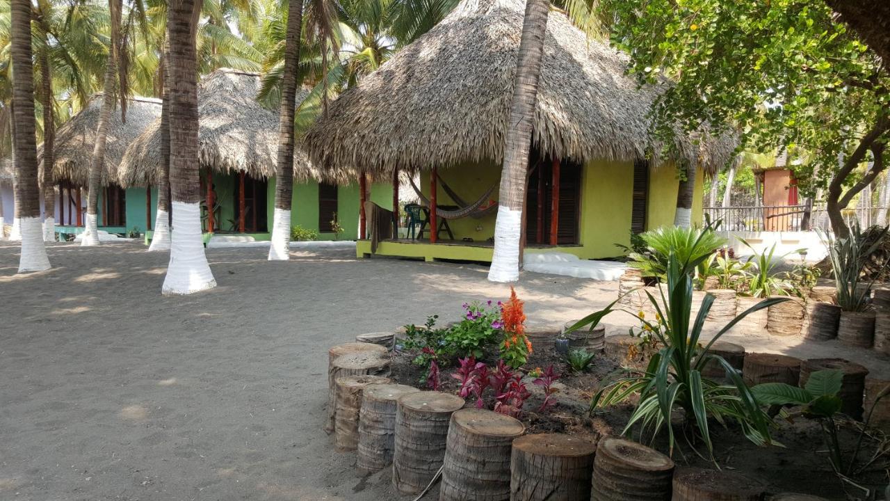 Eco-Hotel Playa Quilombo Лас-Лисас Экстерьер фото