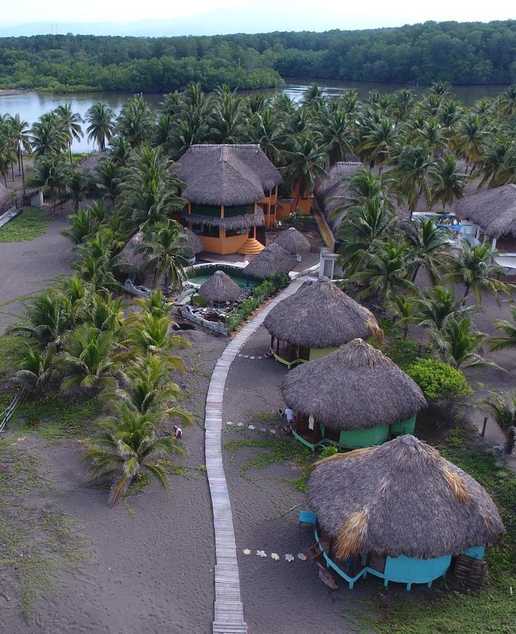 Eco-Hotel Playa Quilombo Лас-Лисас Экстерьер фото